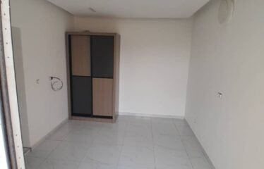 Villa  Cité Nana 7 Pièces